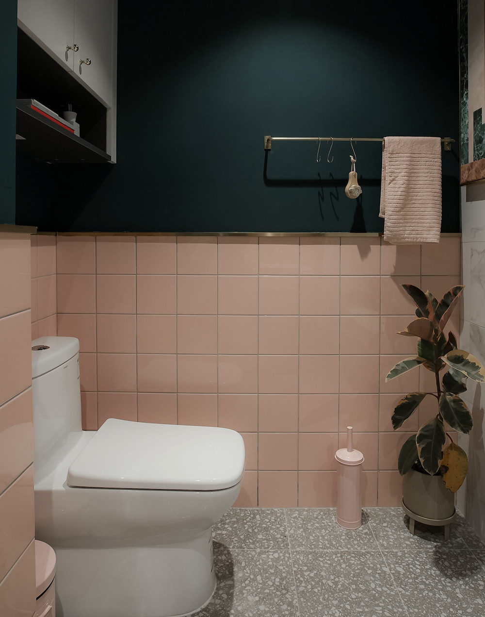 設計師的85㎡『孟菲斯宅』，過道吧臺+酒柜，審美太高級！