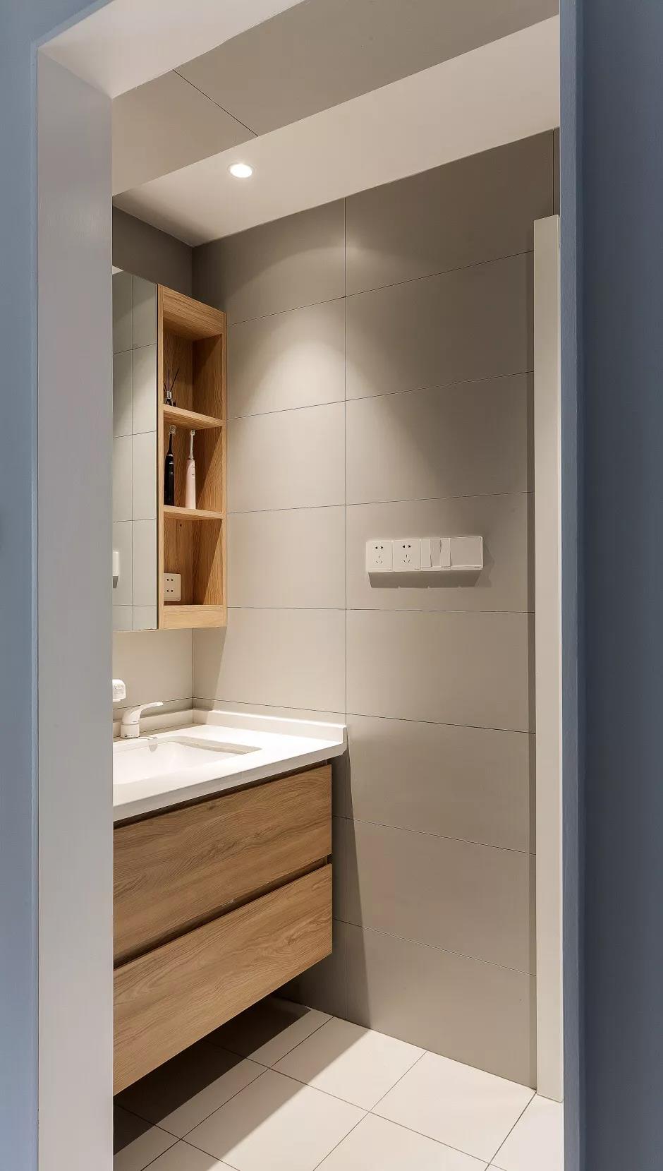 女朋友吵著要在客廳裝書房，起初我不同意，入住后好用哭了