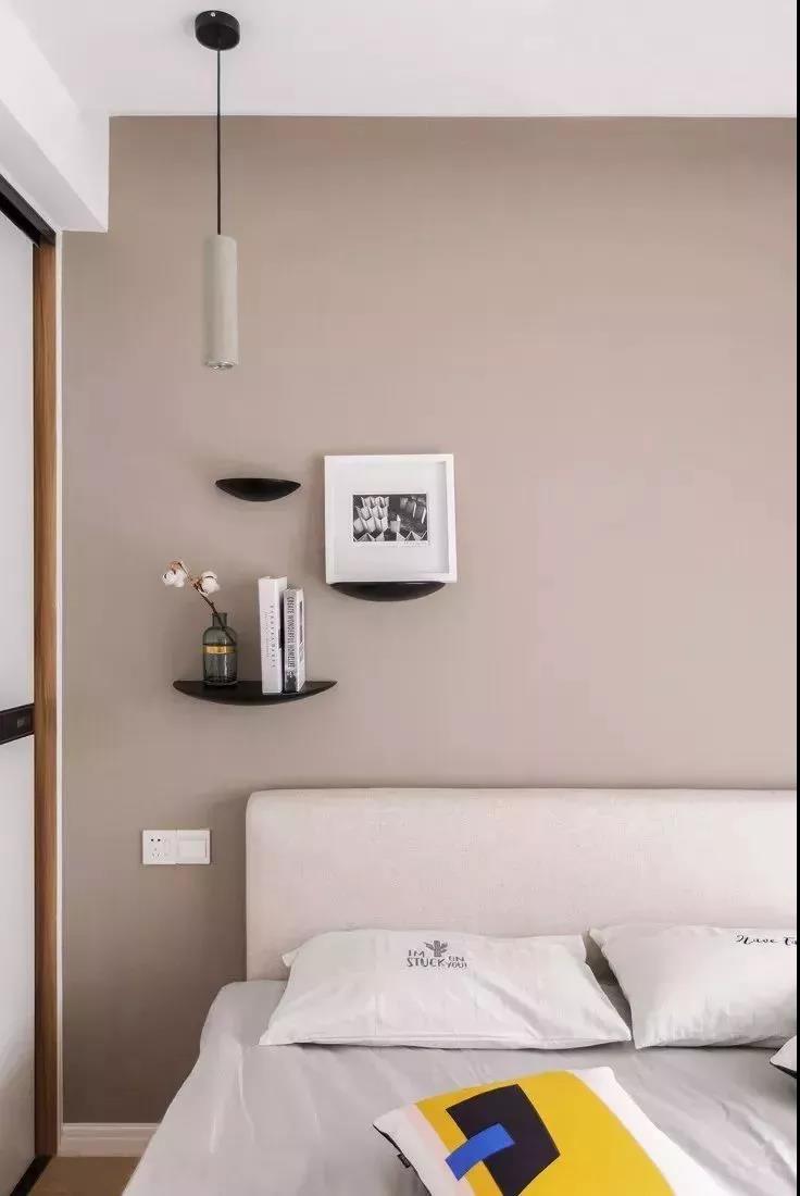 海歸夫妻98㎡精致宅，客廳變豪華影院，太爽了！