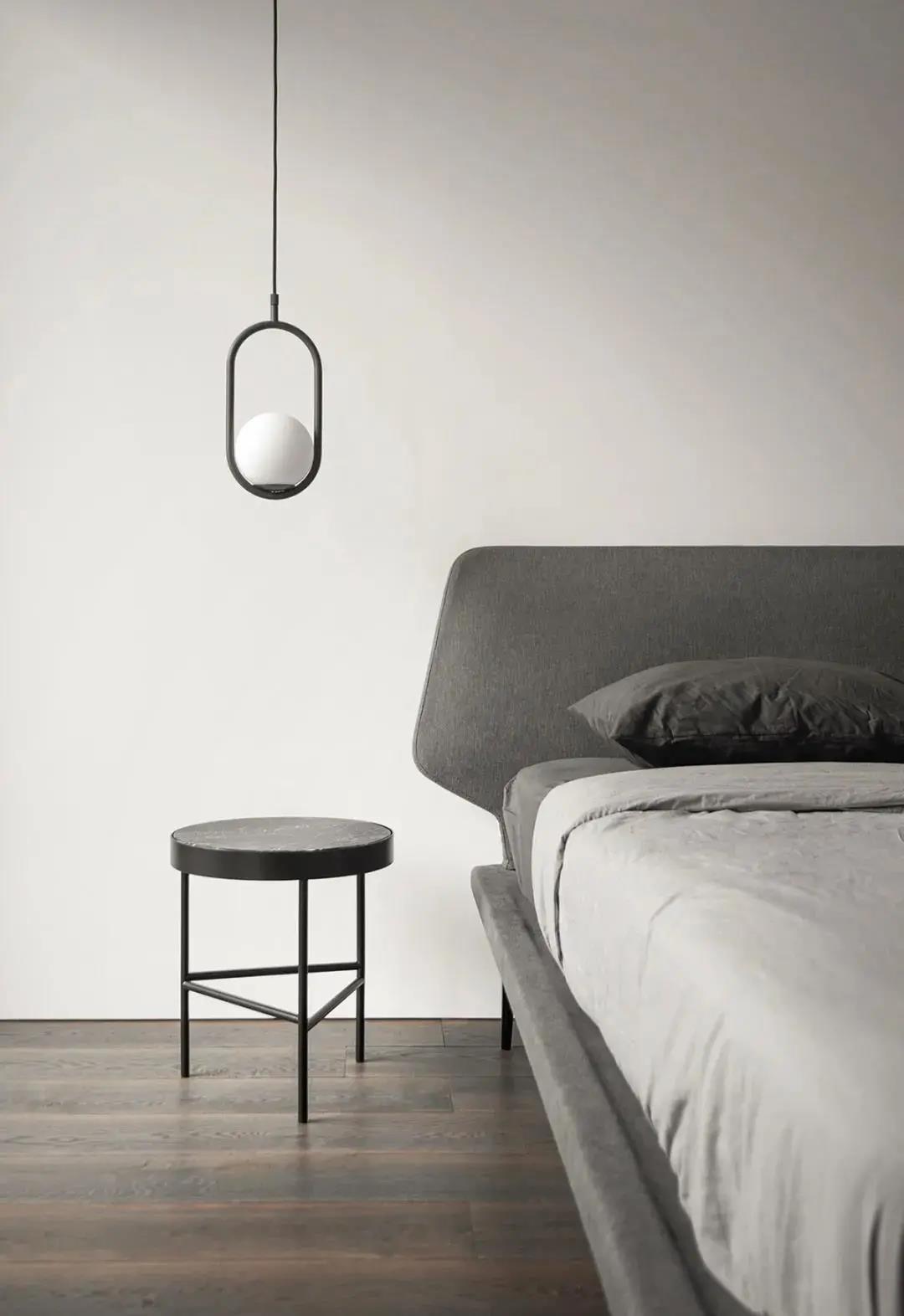 140㎡3居改2居，客廳去電視沙發(fā)，這屆年輕人真會(huì)玩！