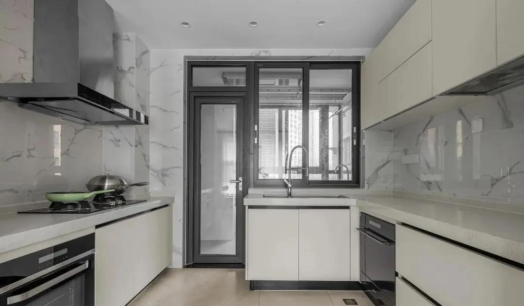 是老師也是收納博主，她說(shuō)“大房子更要利用好每1㎡”