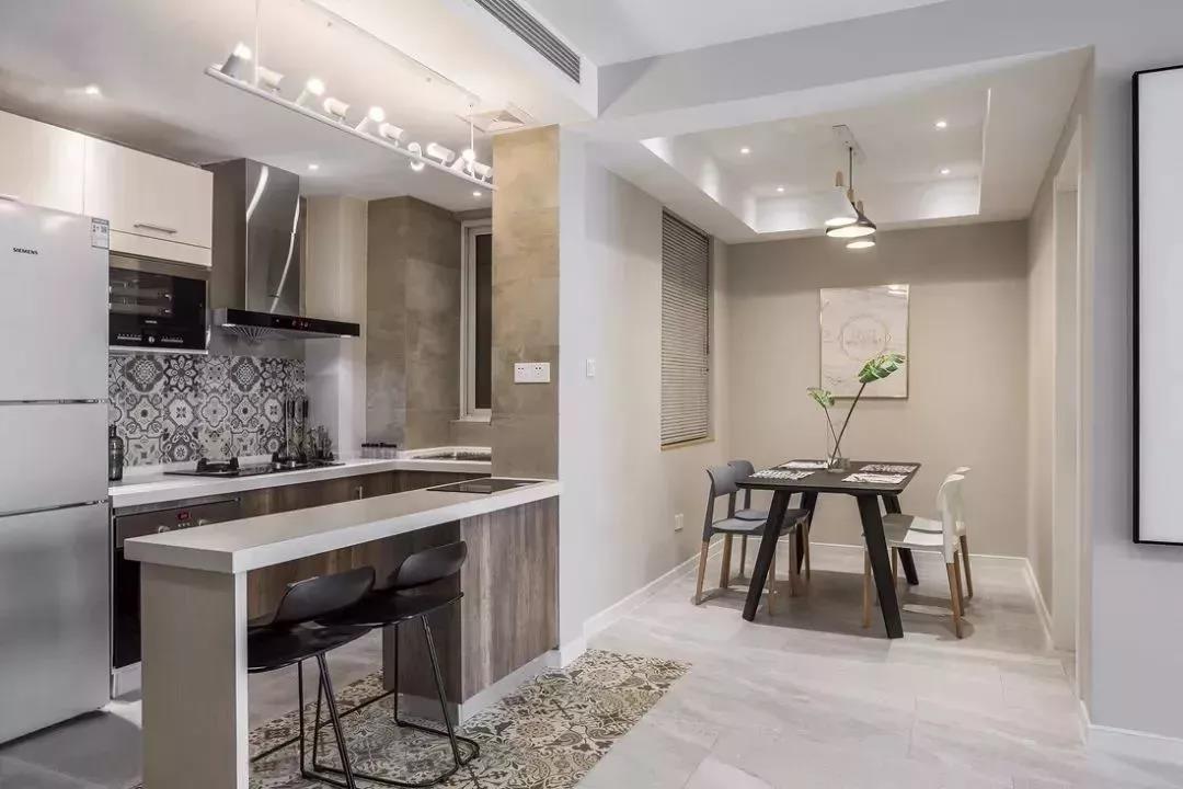 海歸夫妻98㎡精致宅，客廳變豪華影院，太爽了！