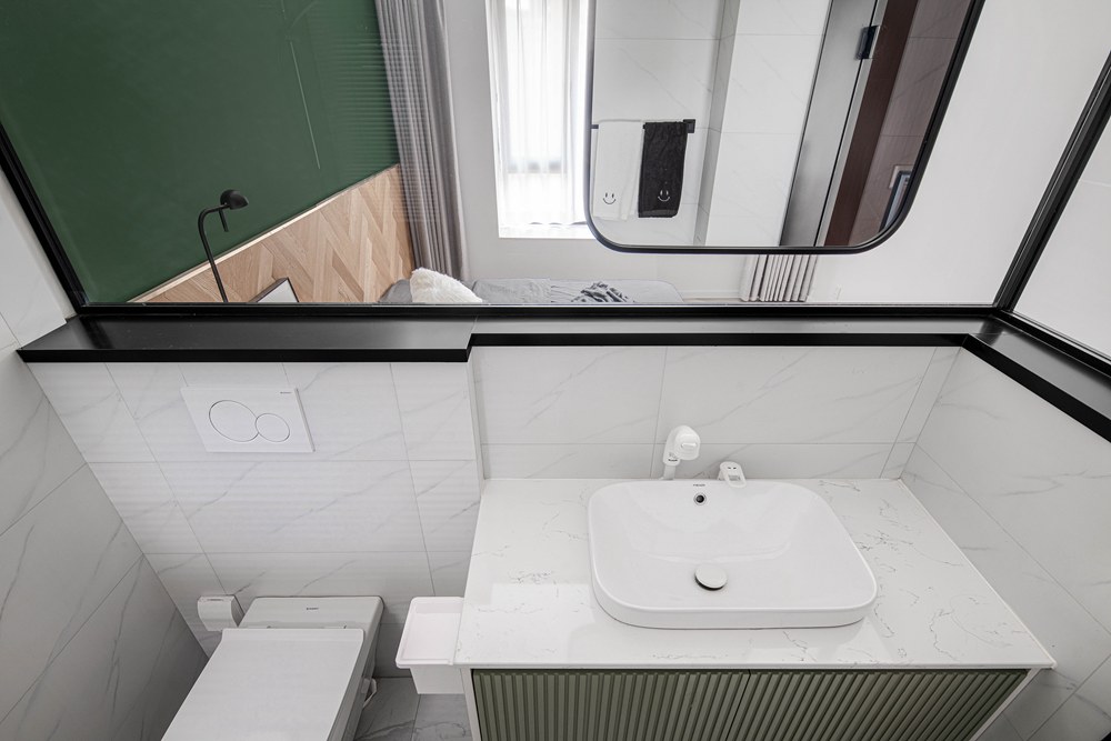 小夫妻80㎡兩居爆改，空間神規劃，一間房變成書房+衣帽間