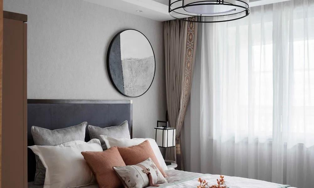 “國風(fēng)總裁”的新家，142㎡新中式三居做出獨立衣帽間，超有味