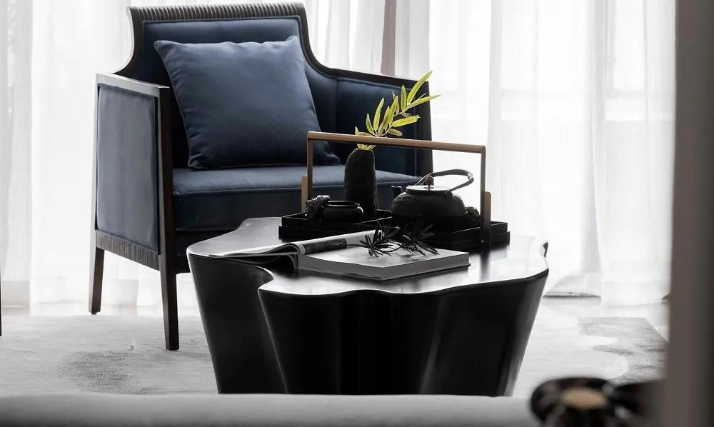 “國風(fēng)總裁”的新家，142㎡新中式三居做出獨立衣帽間，超有味