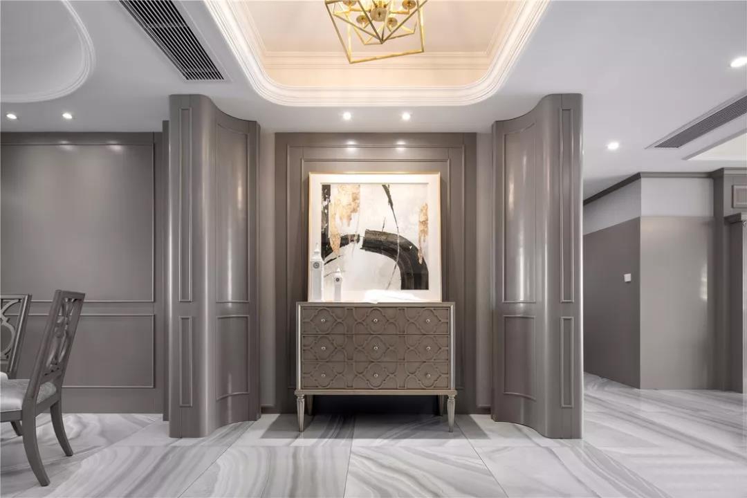 成都145㎡美式高級灰大宅，享受幸福的羅馬假日	