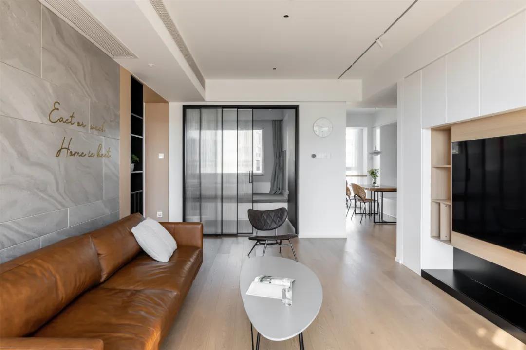 鄭州106㎡三居，全屋定制柜“斤斤計(jì)較”，一寸空間都不舍得！