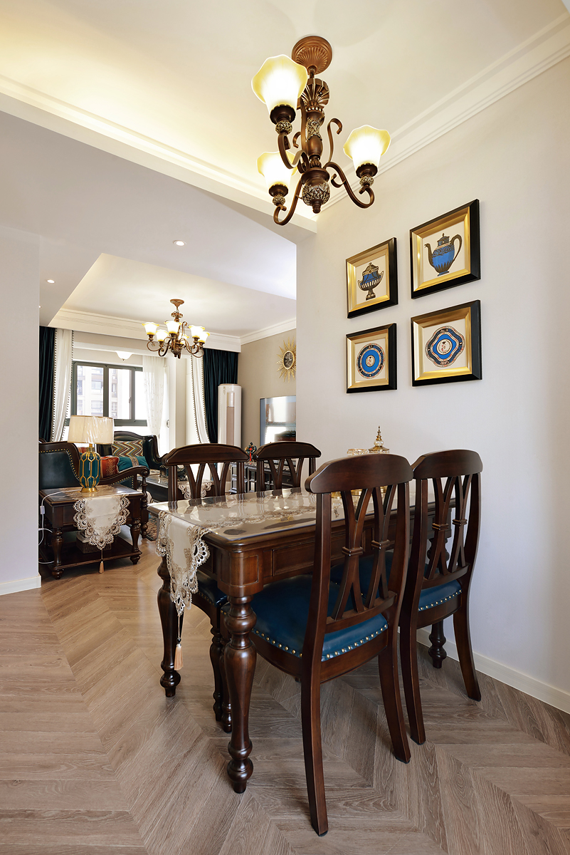 80㎡美式復古兩居，古典精致帶你回到淘金時代