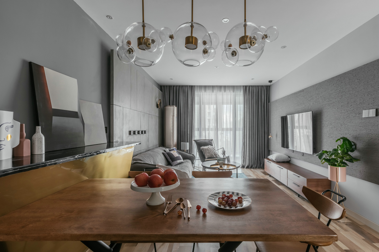 解鎖告白新姿勢(shì)！深圳夫妻107㎡唯美婚房，從客廳美到臥室