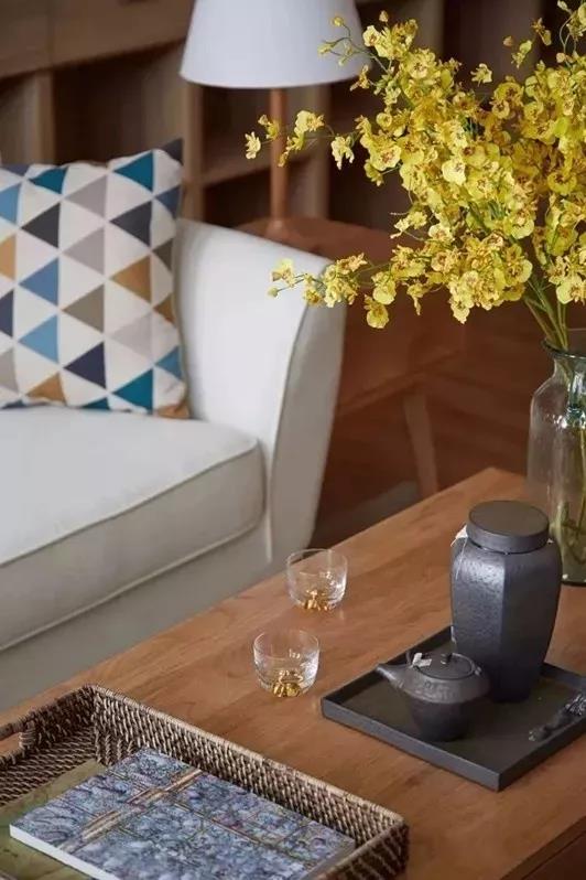 西安108㎡原木風學區房，閱讀式客餐廳，把日子過成詩！