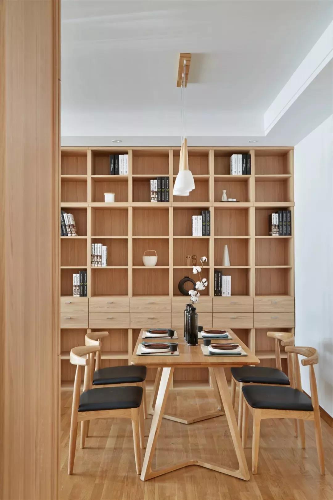 西安108㎡原木風學區房，閱讀式客餐廳，把日子過成詩！