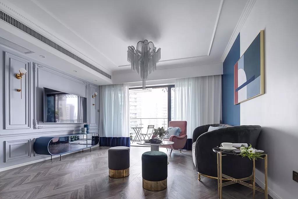 她家的140㎡輕法式復(fù)古宅，藍粉撞色簡直太好看！