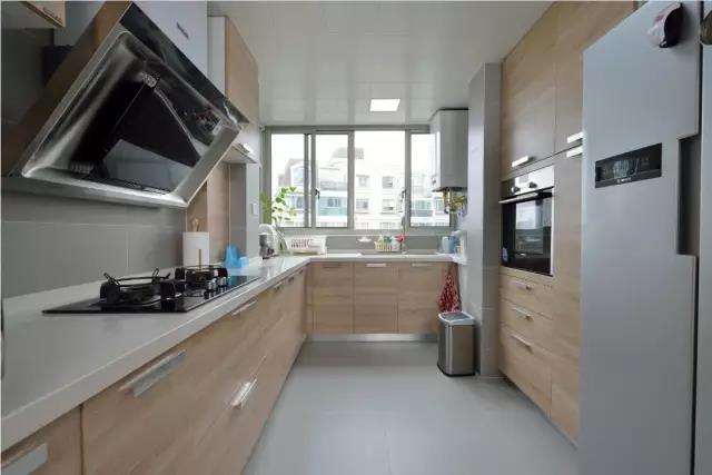 書臥一體，居然還能喝茶品茗，這間日式宅體驗感滿分！