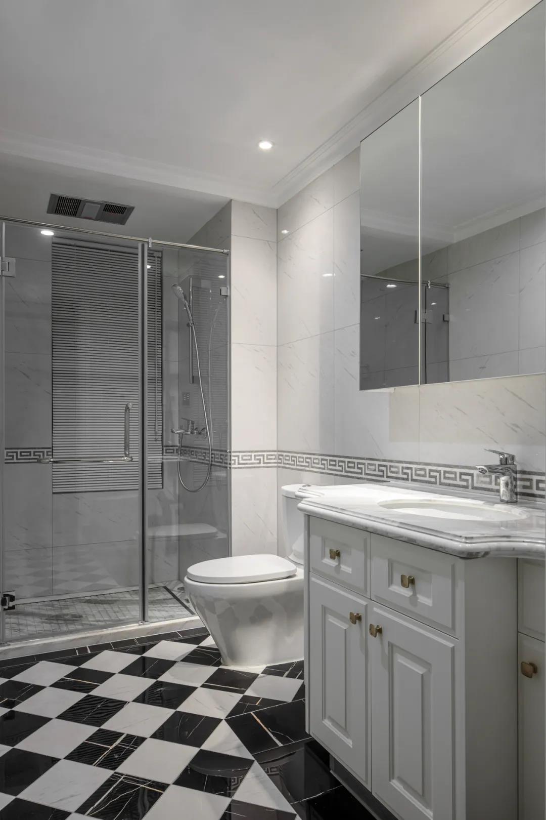 她家“客廳餐廳書(shū)房”各自獨(dú)立，又完美融合