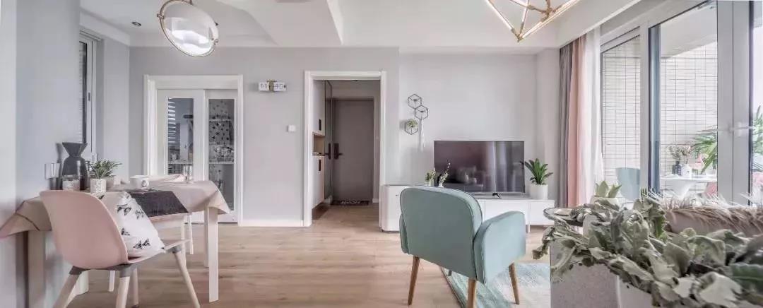 蘇州90后美女買下89㎡小兩居，樂悠悠過下半生