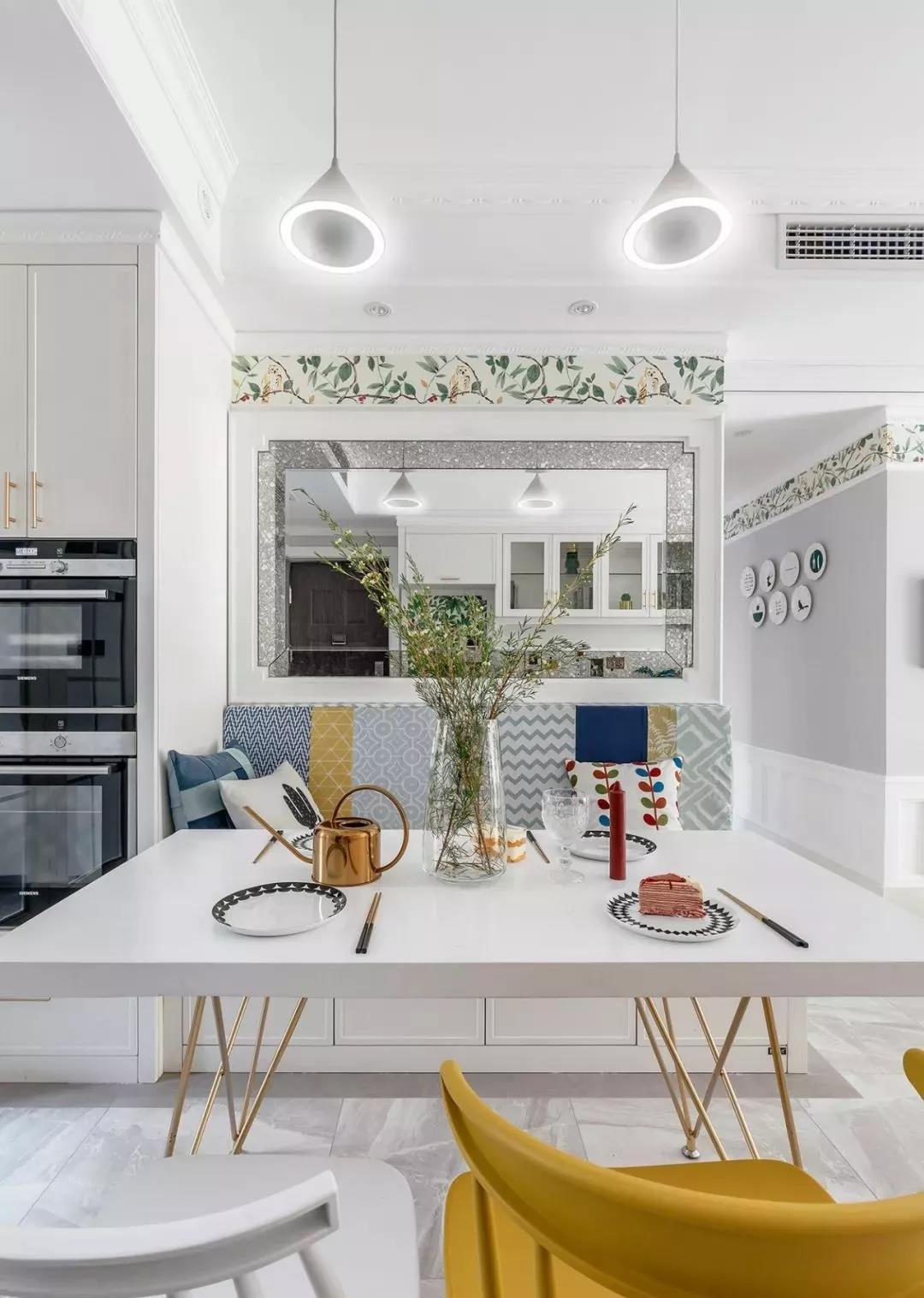 榻榻米臥室+卡座餐廳，滿屋的春天氣息，這個家我愛了