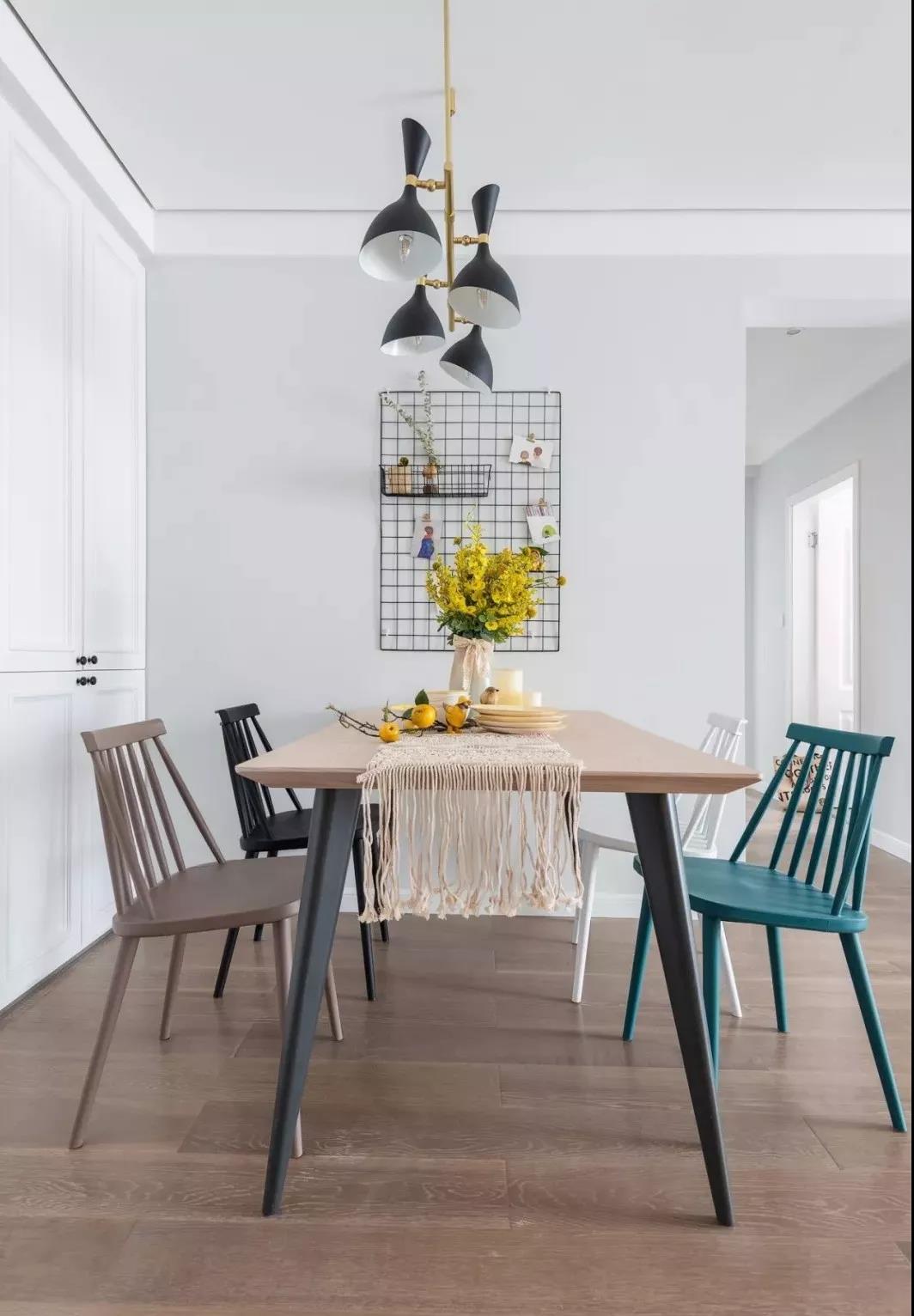 陽臺露營+餐廳賞花，這套天津112㎡學區房真會玩！