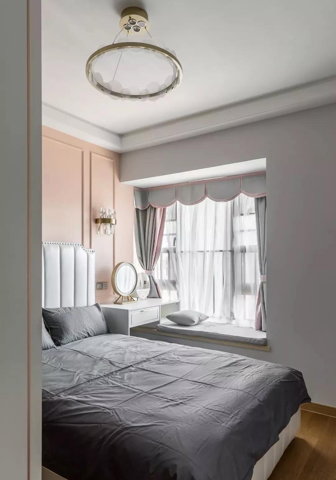 南昌夫妻巧用藍色裝出99㎡輕奢三室兩廳，太美了！