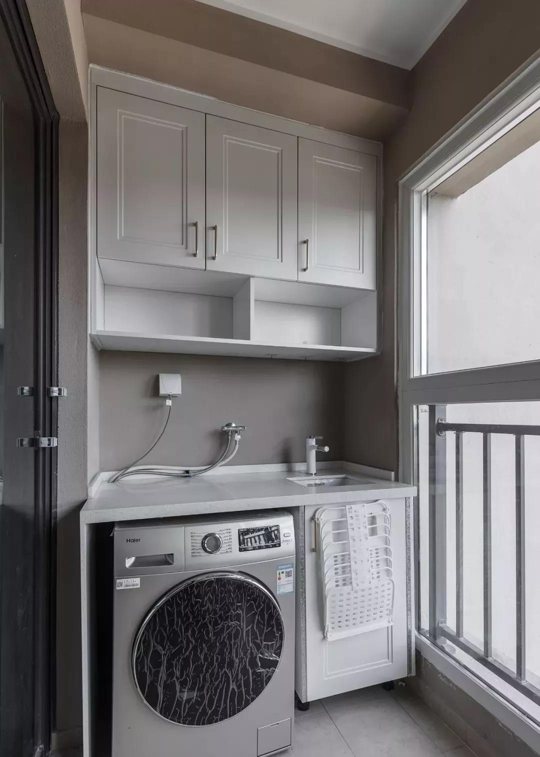 南昌夫妻巧用藍色裝出99㎡輕奢三室兩廳，太美了！