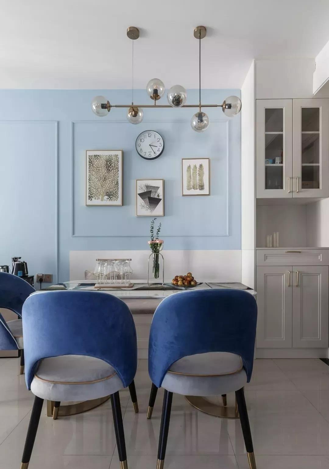 南昌夫妻巧用藍色裝出99㎡輕奢三室兩廳，太美了！