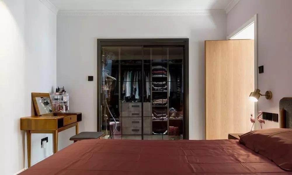 收納電視墻+超大衣帽間，這空間妙用術(shù)果斷收藏！