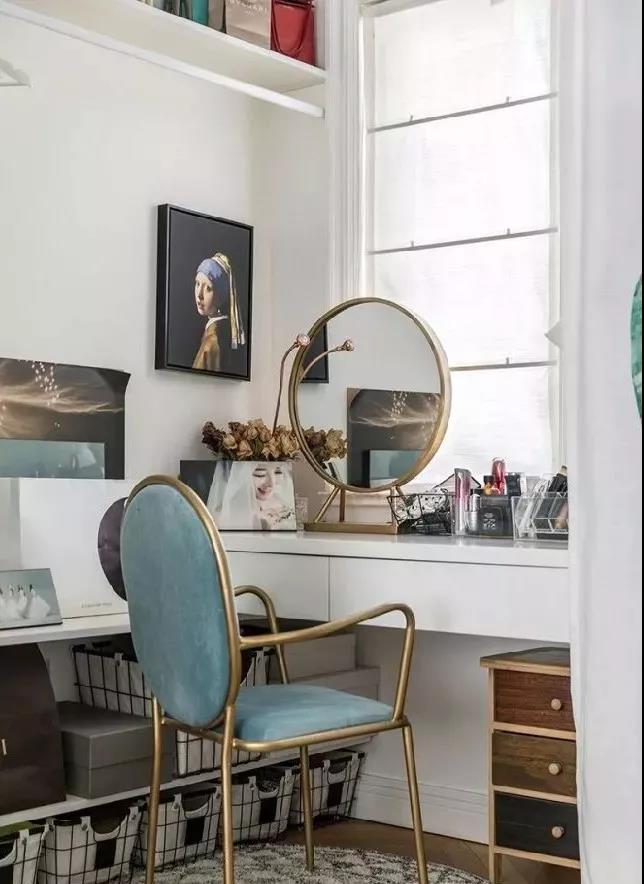 超ins風(fēng)的89㎡現(xiàn)代簡(jiǎn)約小兩居，她把花園式陽臺(tái)搬回家