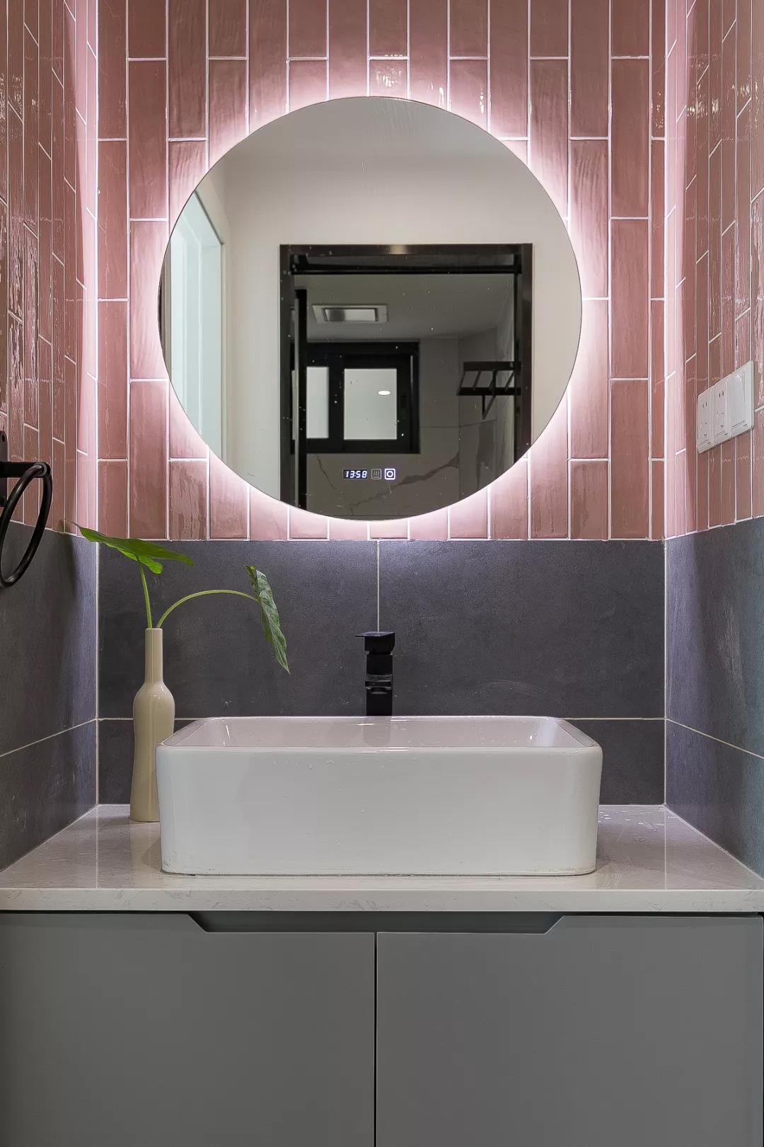 全屋收納+卡座+吧臺，我家72㎡小兩居又美又颯