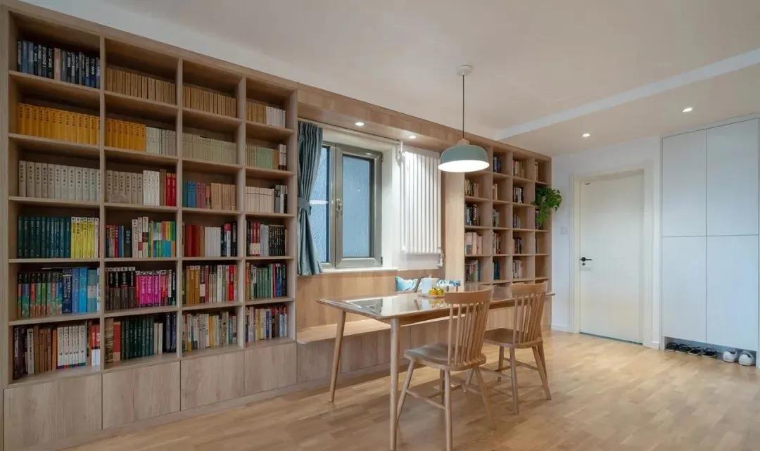 一家四口大容量日系小清新之家，把圖書館搬回家	
