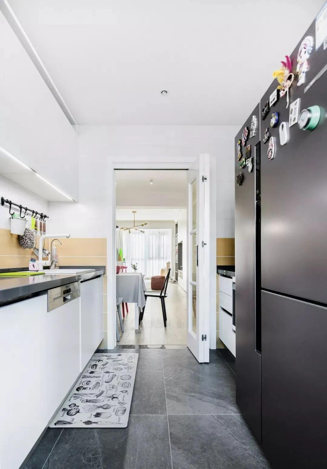 超實(shí)用的壁柜設(shè)計(jì)，73㎡住出200㎡的既視感