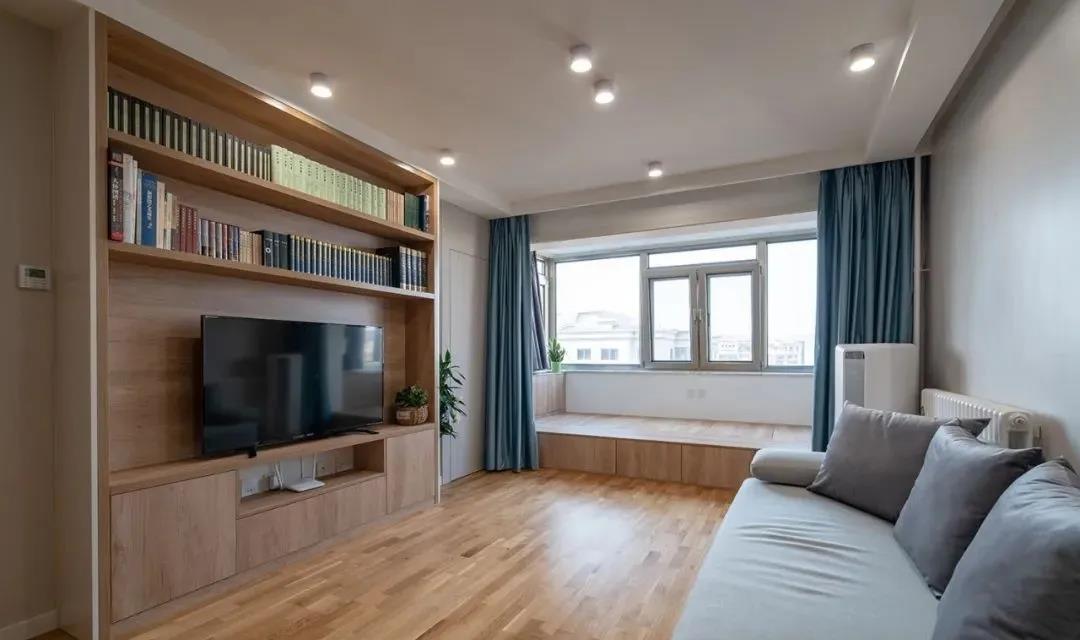 一家四口大容量日系小清新之家，把圖書館搬回家	