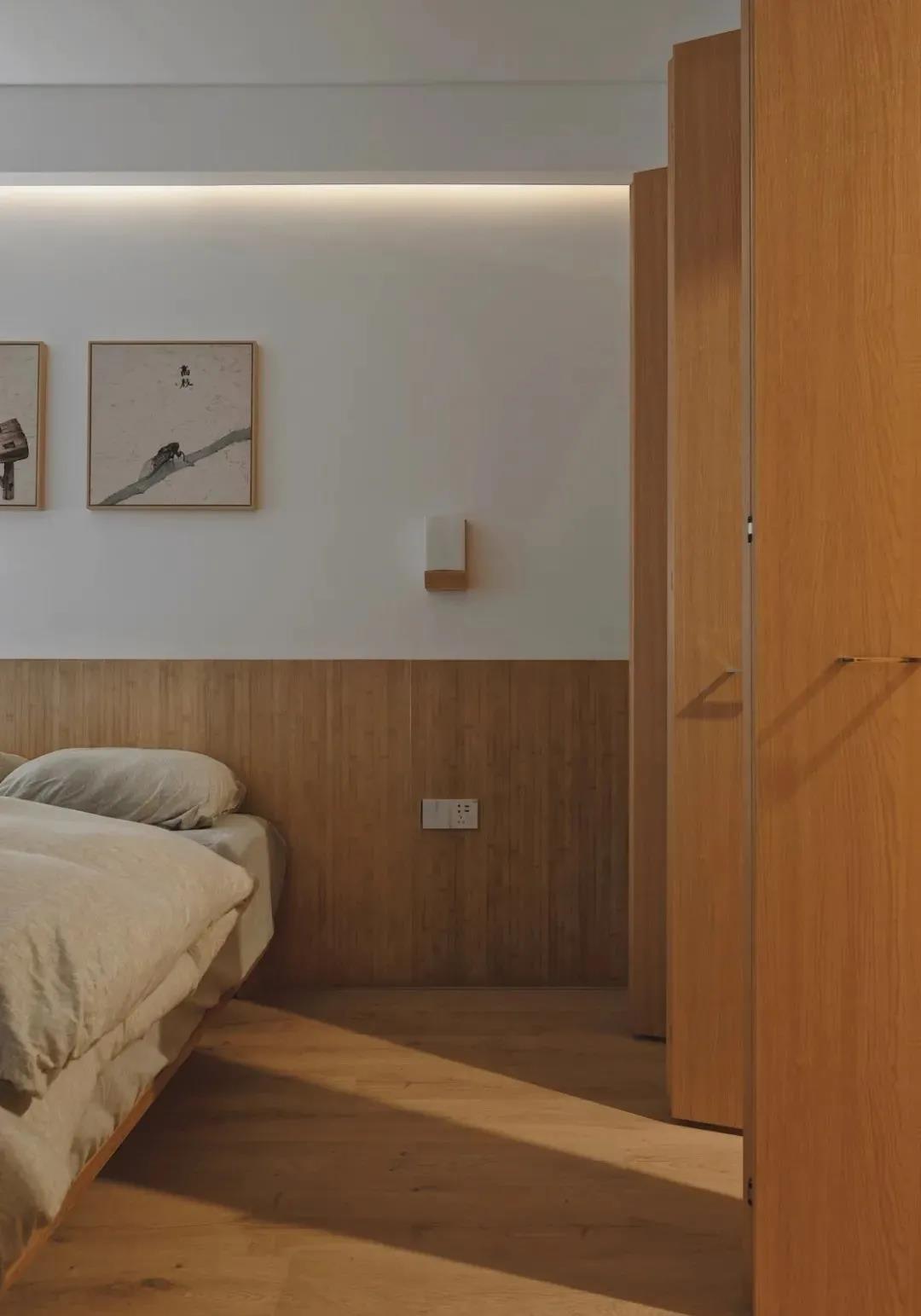 87㎡原木+奶咖，這個春天最理想的溫馨家