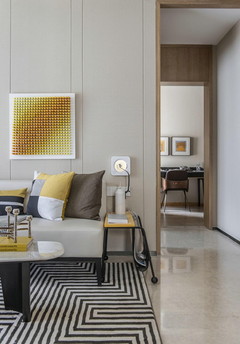 精致的擺件、亮眼的明黃…這個89㎡的輕奢新風(fēng)尚格調(diào)滿滿，百看不厭