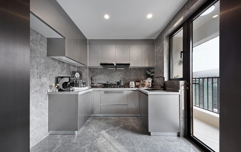 灰色調譜寫優雅風情，精致擺件演繹輕奢時尚，這樣的輕奢風讓人移不開眼～