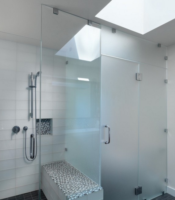 小戶型衛(wèi)生間這樣裝修收納洗澡兩不誤！