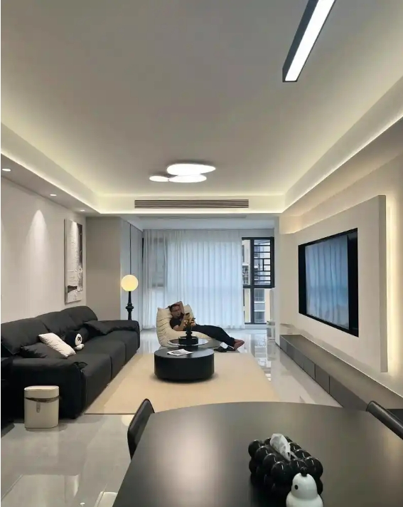 封陽臺(tái)VS不封陽臺(tái)?一篇說透利弊，附南北差異裝修攻略!